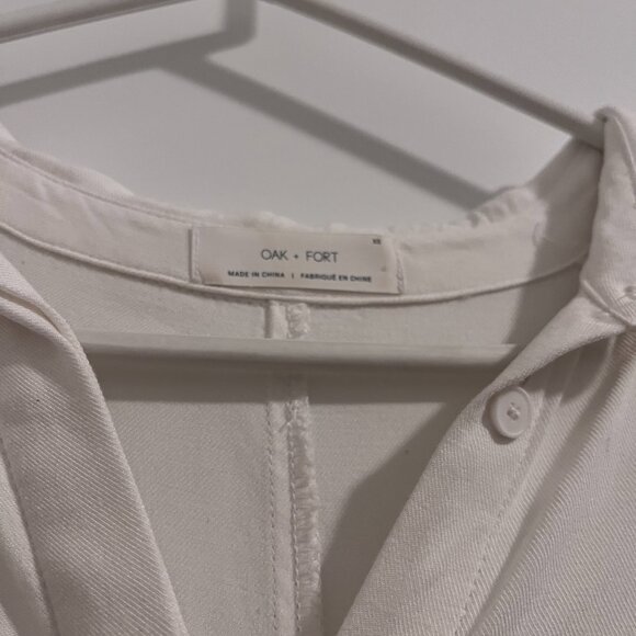 Oak + Fort Ivory Short Sleeve Button-Front Blouse – Size Small - Picture 2 of 5